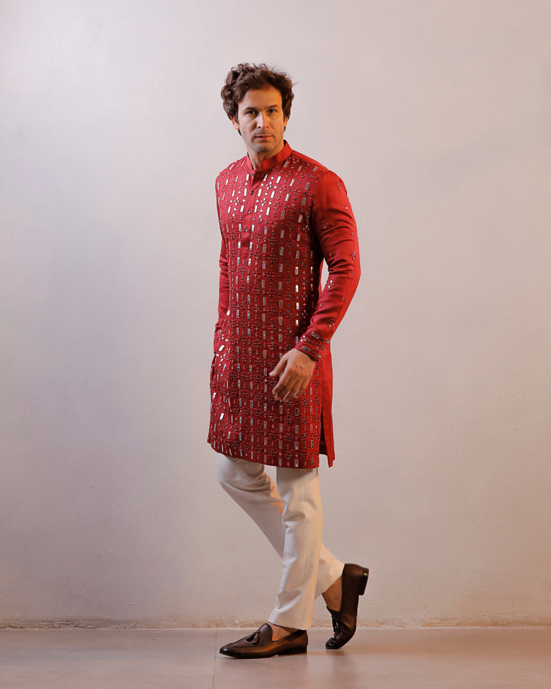 Surkh-e-Noor Set