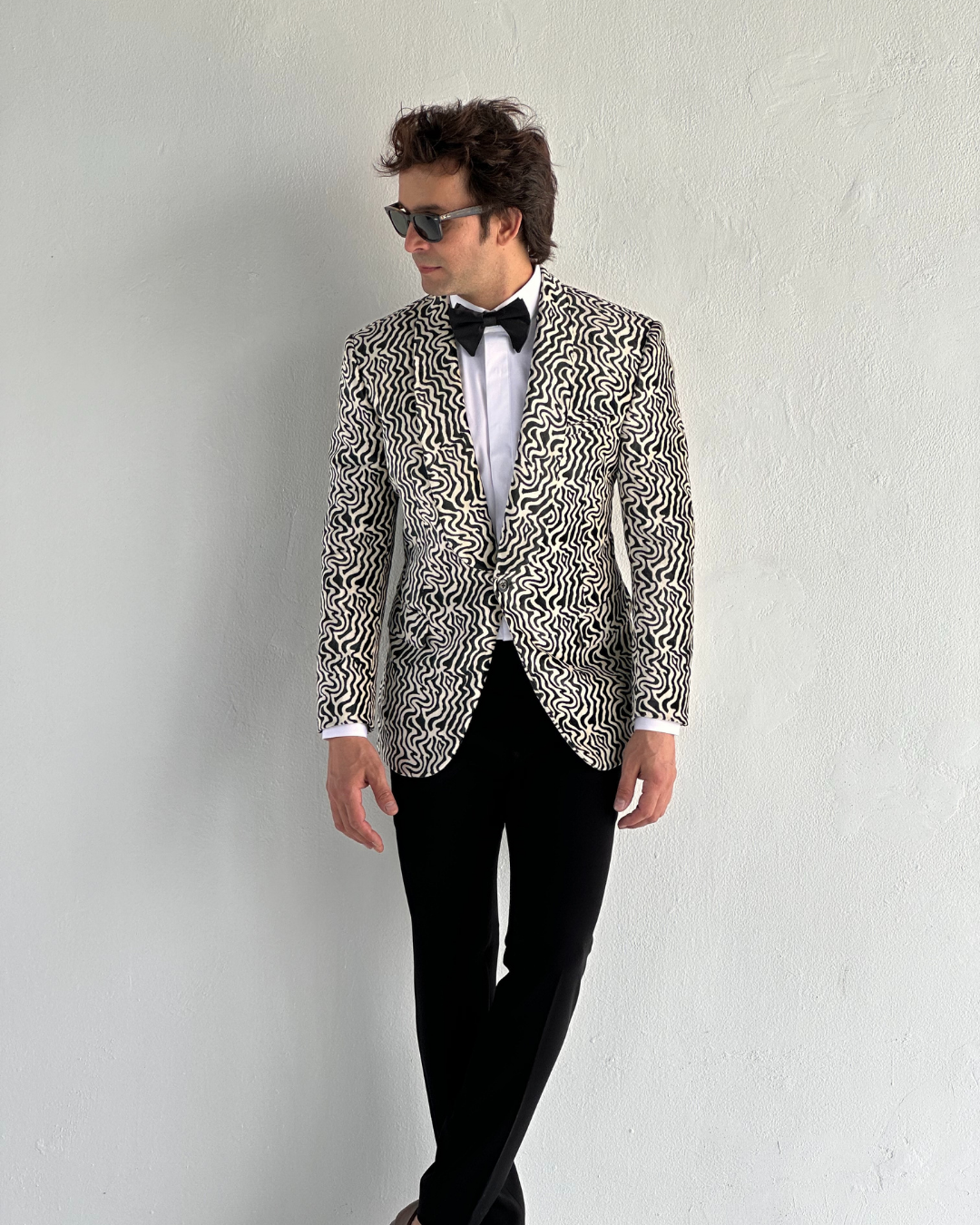 Noir Élan Velvet Tuxedo